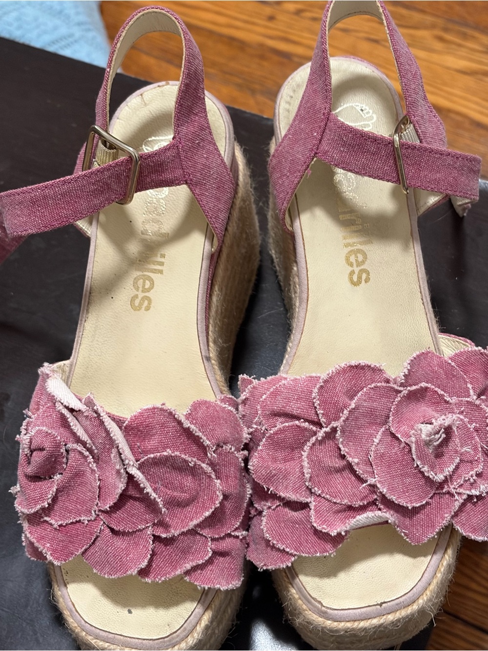 Floral + Feminine Slingback Wedge Sandals in Rose Pink